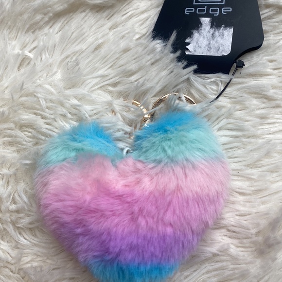 Edge Blue Pink Tye Dye Heart Fluffy Keychain Bag Charm - Picture 4 of 6
